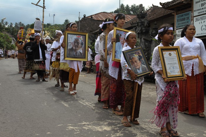 The cremation of a guru, Budakeling, Bali