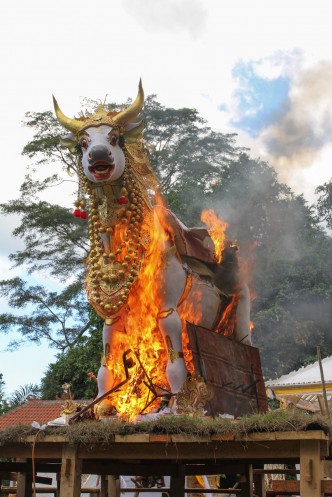 The cremation of a guru, Budakeling, Bali