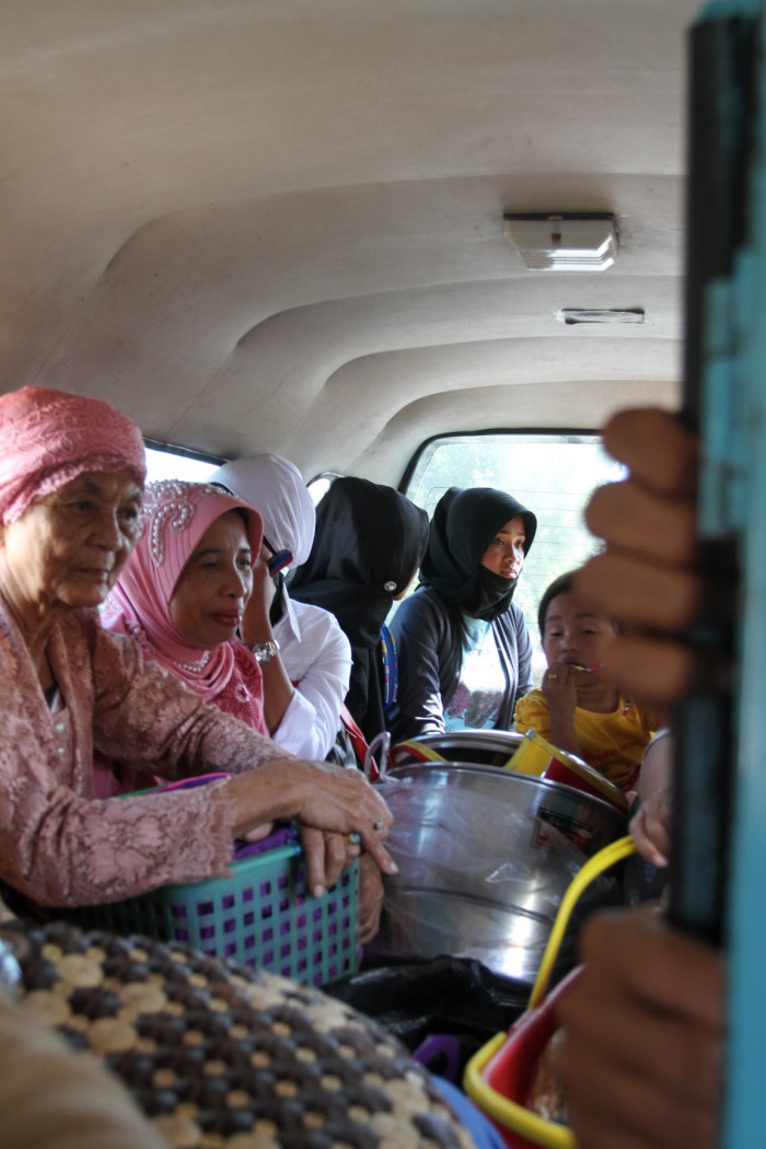 All aboard, Sulawesi
